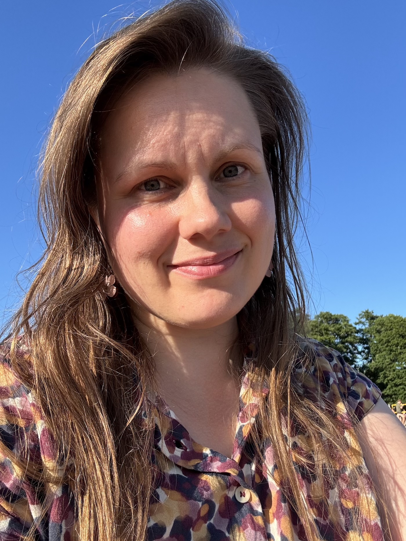 Doula Johanna, tuleva äitiys- ja vauvavyöhyketerapeutti, Helsinki.
